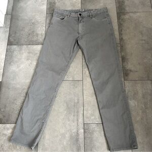 Faherty gray soft wash denim pants jeans size 35 waist.